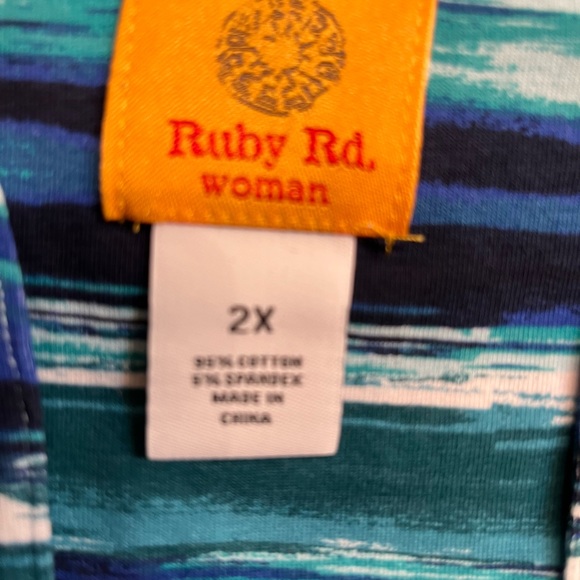 Ladies Tunic Top New in bag opened to take photos 3/4 length sleeves. - Picture 4 of 11